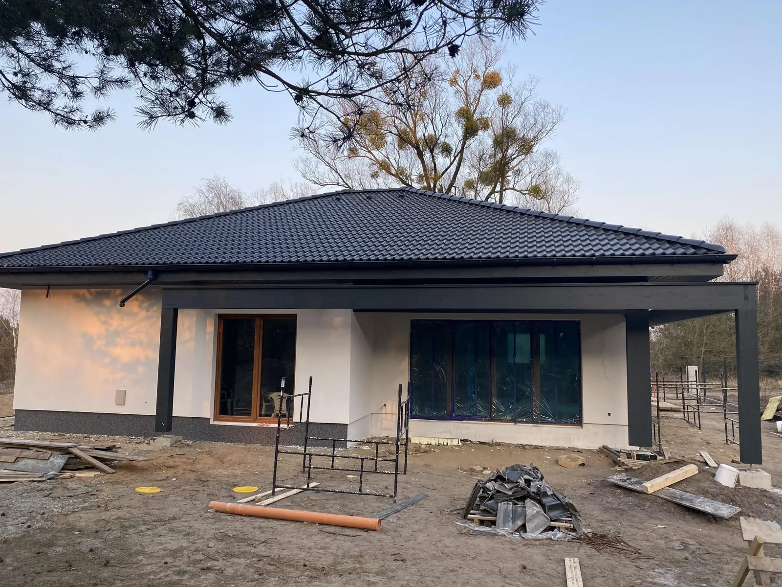 Budowa Kingi i Tomasza