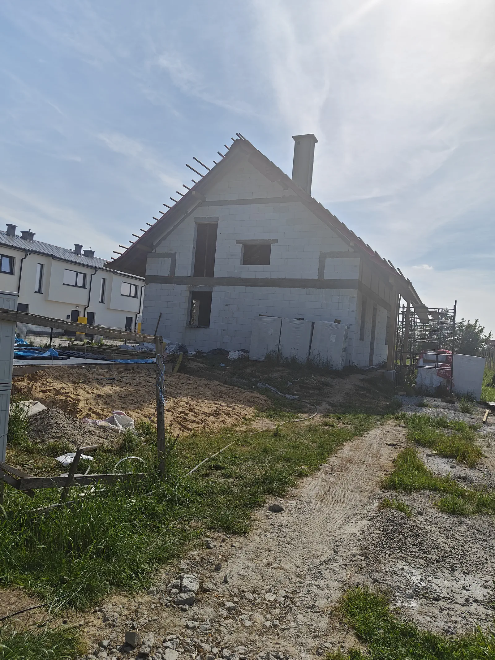 z92 budowa na wąskiej działce